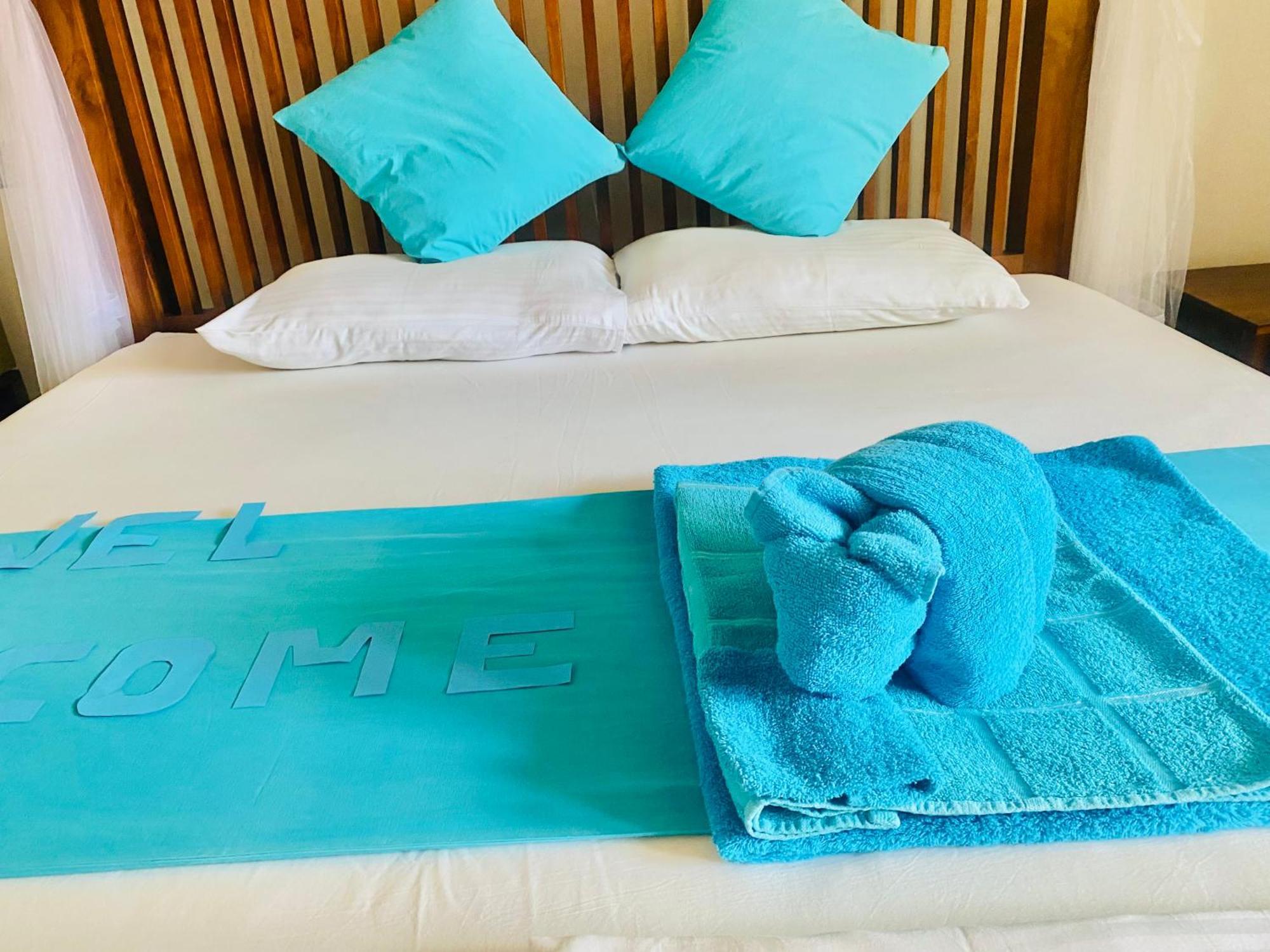 Villa Riverside Aluthgama Buitenkant foto